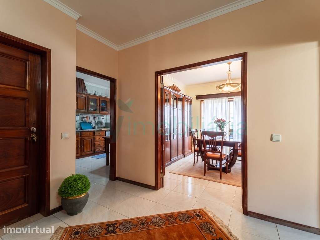 Apartamento T3 com Terraço de 80 m² e Garagem Fechada em Moreira de... - Grande imagem: 3/42