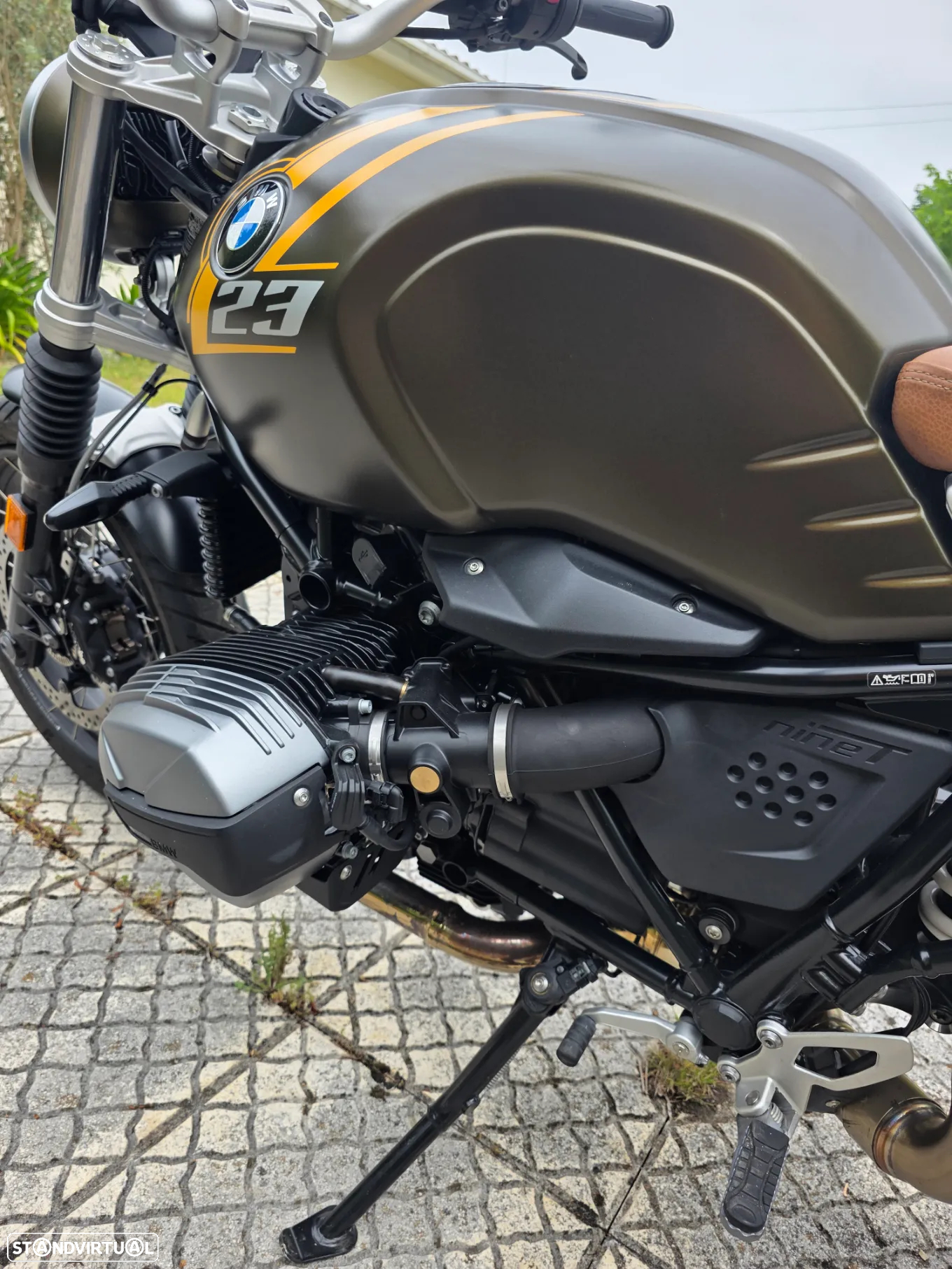 BMW R nineT - 8