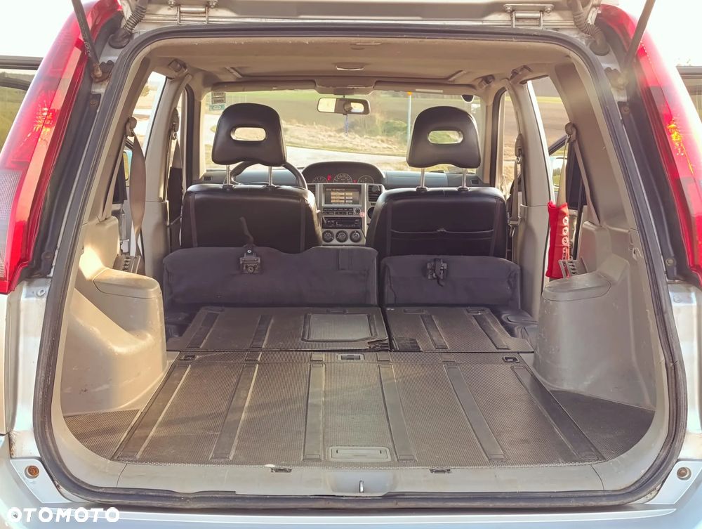 Nissan X-Trail 2.5 Sport - 10