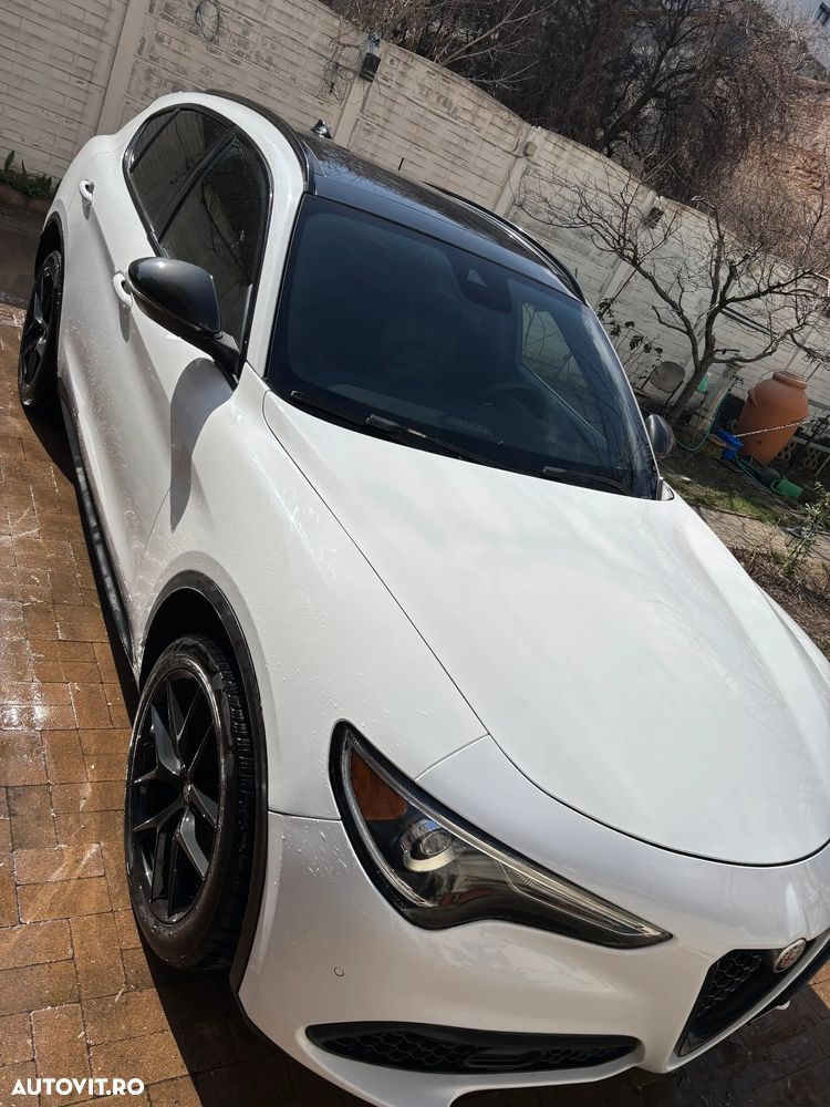 Alfa Romeo Stelvio 2.0 Turbo 16V AT8-Q4 Ti - 2