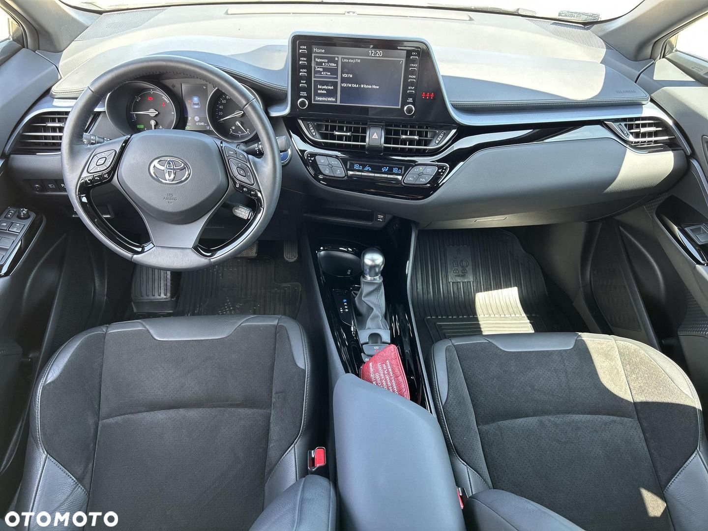 Toyota C-HR - 12