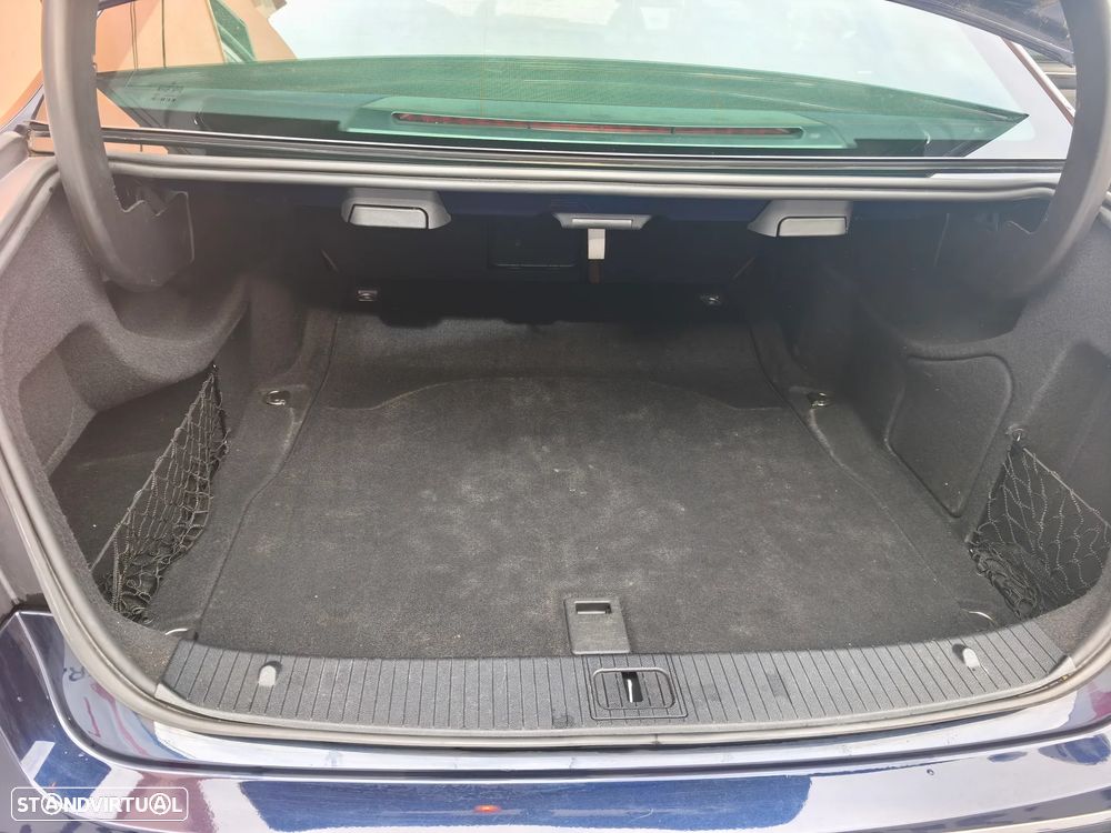 Mercedes-Benz E 350 CDi Avantgarde BlueEfficiency - 20