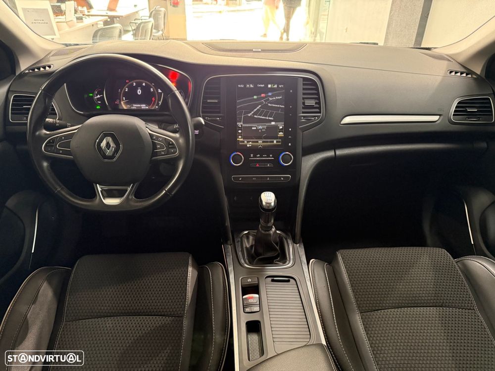 Renault Mégane ENERGY TCe 130 BOSE EDITION - 16