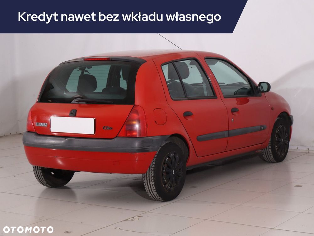 Renault Clio - 7