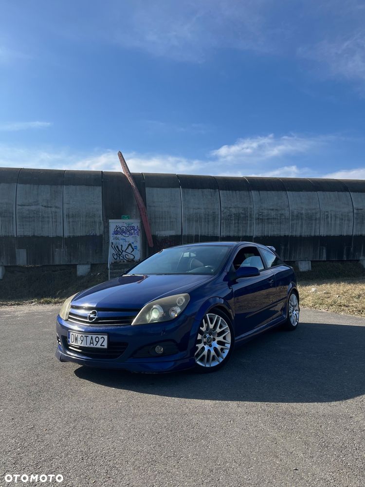 Opel Astra 2.0 T Sport - 1