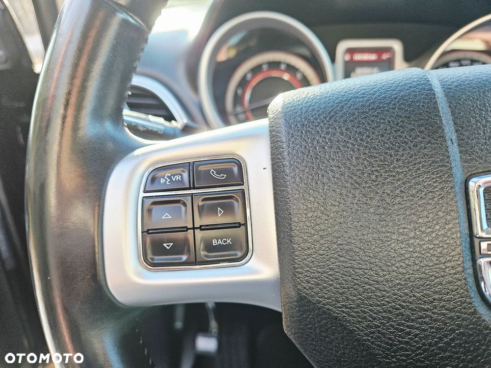 Dodge Journey 2.7 V6 R/T - 28