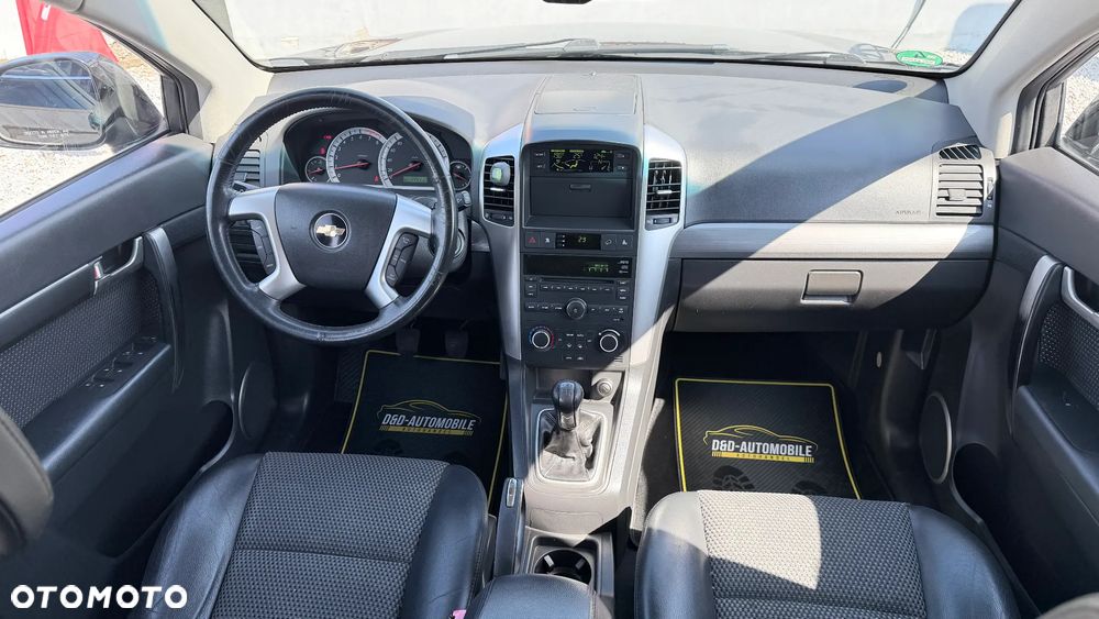 Chevrolet Captiva 2.4 4WD 7 Sitzer LT - 32
