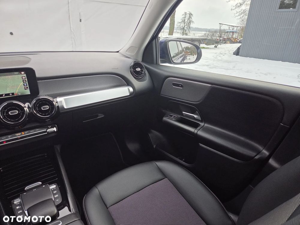 Mercedes-Benz GLB 200 d 8G-DCT Progressive - 26