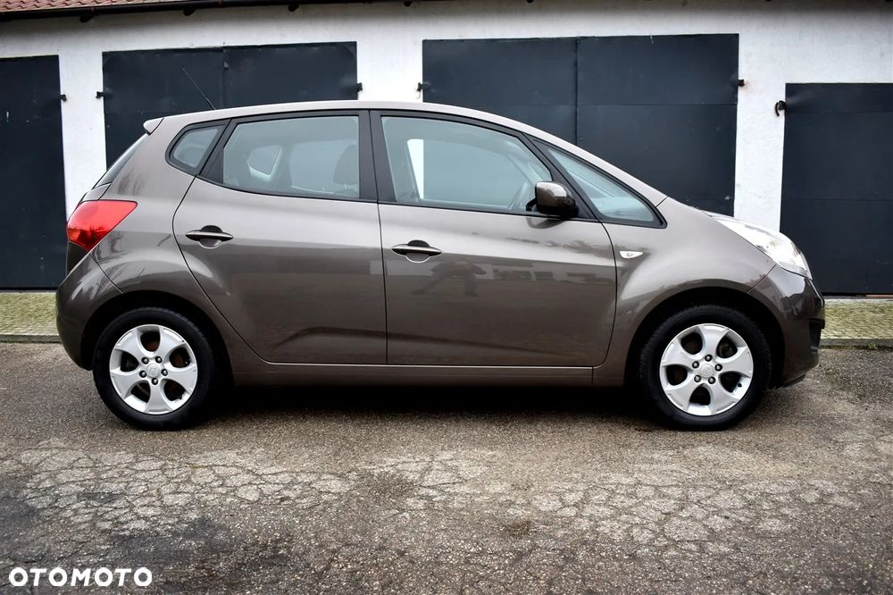 Kia Venga 1.4 CVVT Fifa World Cup Edition - 7