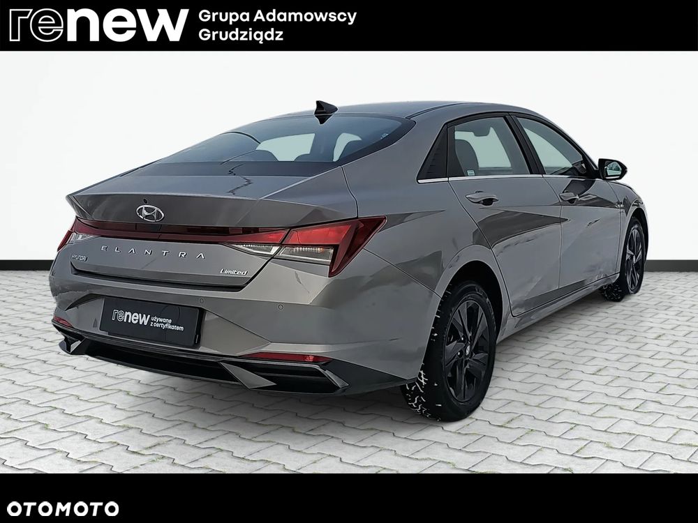 Hyundai Elantra 1.6 Smart - 2