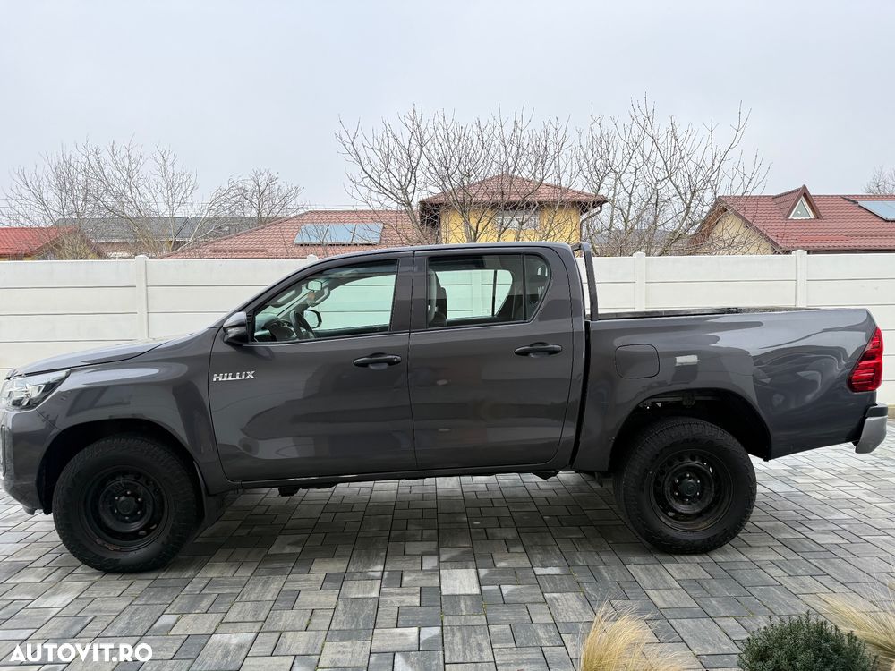 Toyota Hilux 4x4 Double Cab Comfort - 4