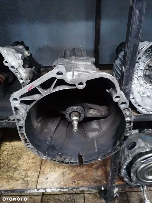 BMW E90 E91 2.0B SKRZYNIA BIEGÓW CAX - 1