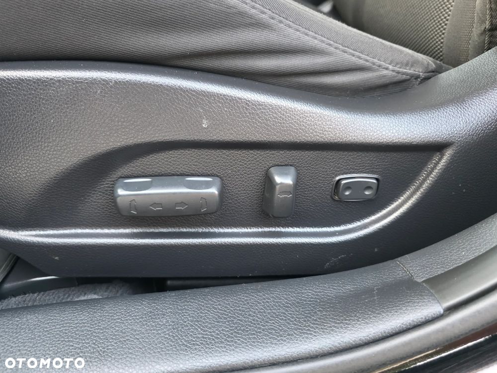 Hyundai i40 Kombi 1.7 CRDi Premium - 30