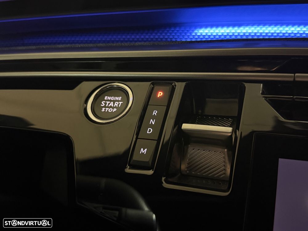 Peugeot 3008 1.2 Hybrid GT e-DCS6 - 23