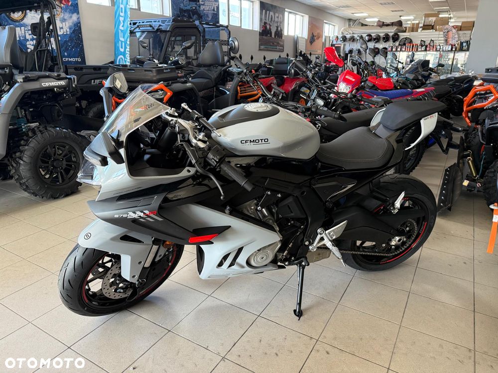 CFMoto 675SR - 6
