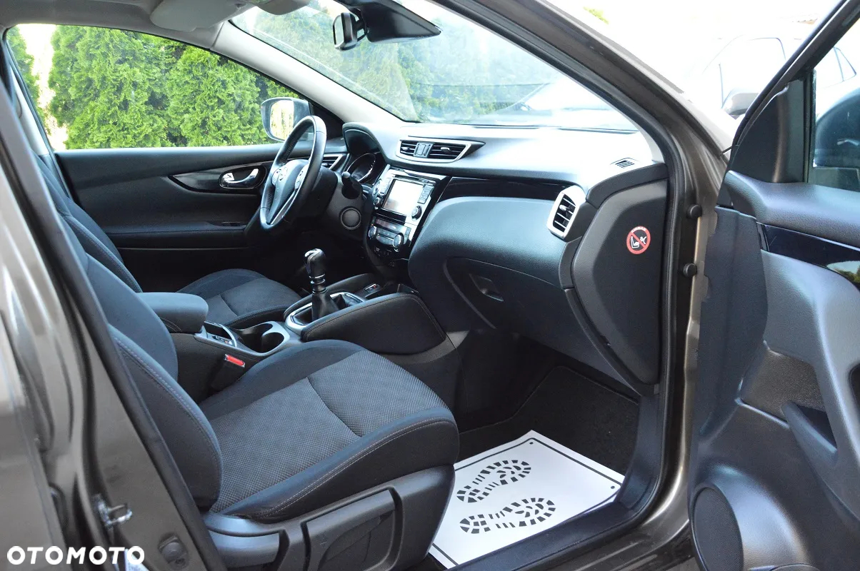 Nissan Qashqai 1.6 DCi N-Connecta EU6 - 35