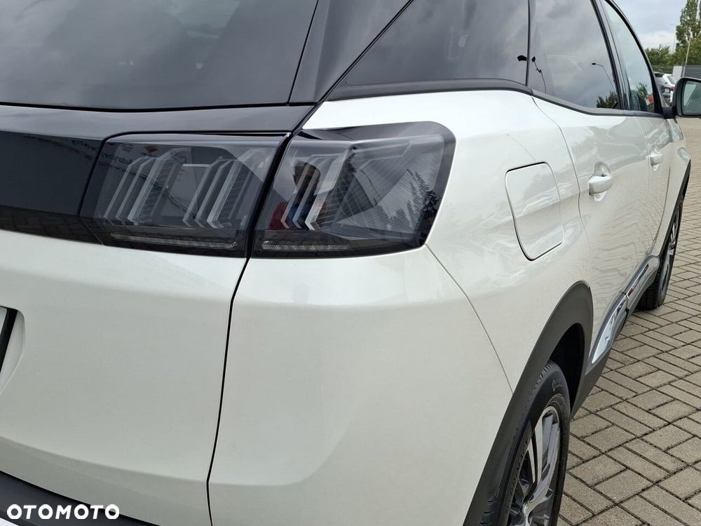Peugeot 2008 - 18
