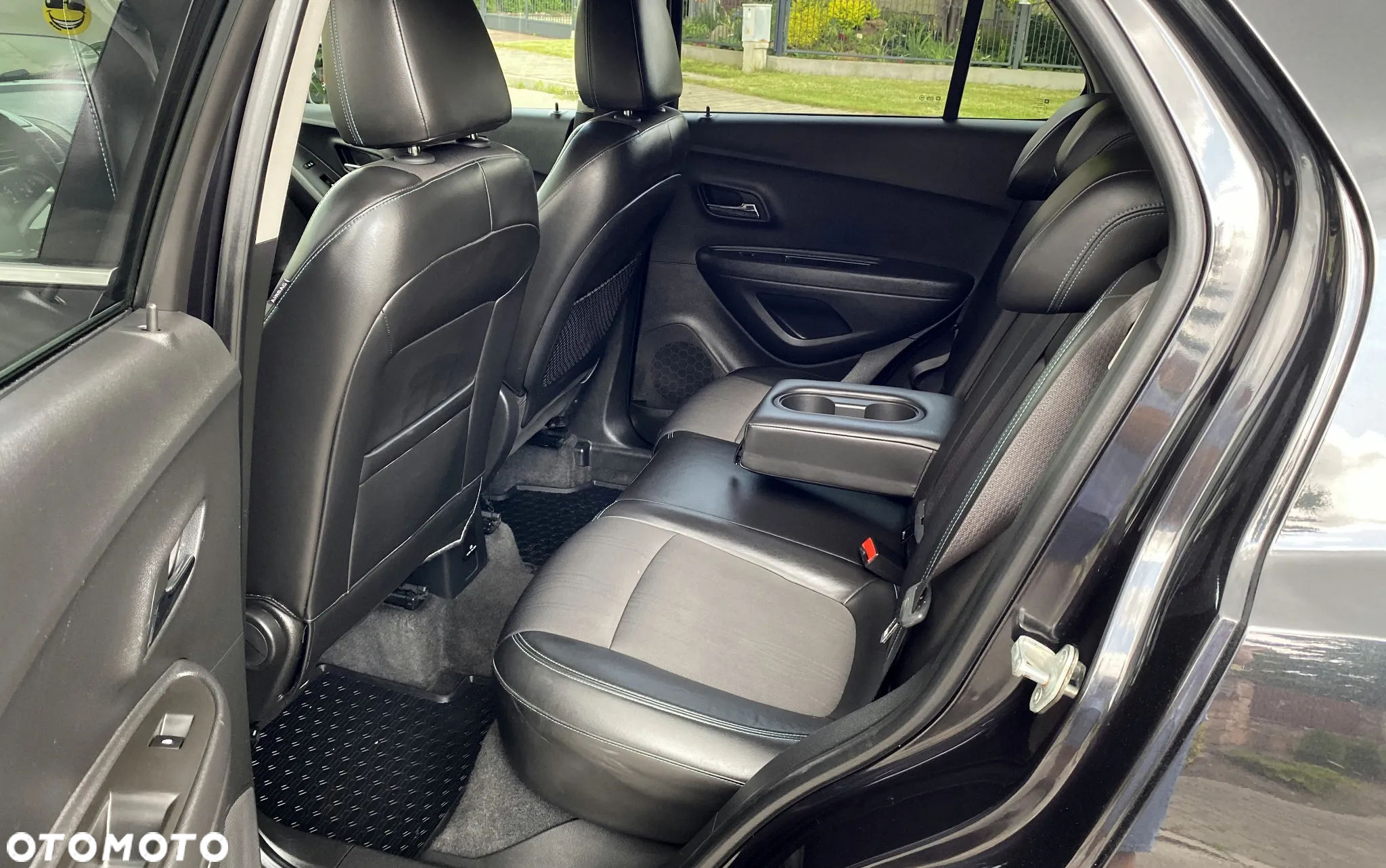 Chevrolet Trax 1.4T AWD LT+ - 23