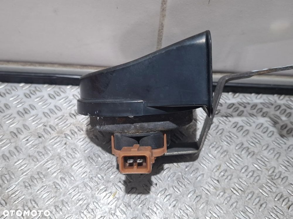 Sygnał dźwiękowy klakson Volvo V50 2008 rok  nr 30896712 - 3