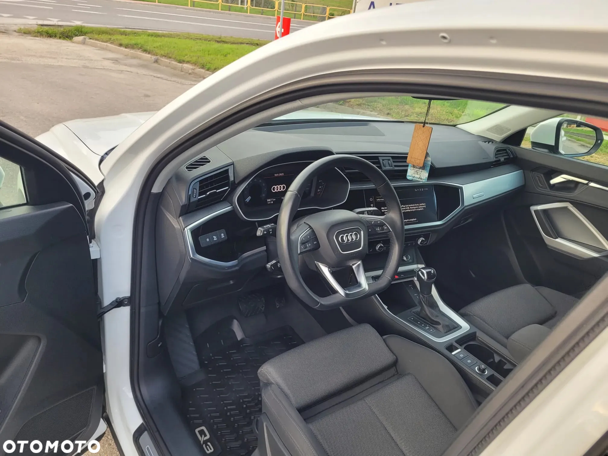Audi Q3 - 19