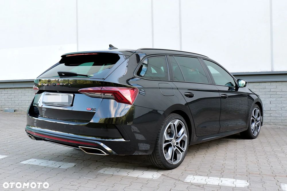 Skoda Octavia 2.0 TSI DSG RS Plus - 12