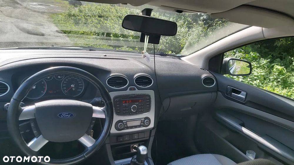 Ford Focus - 8