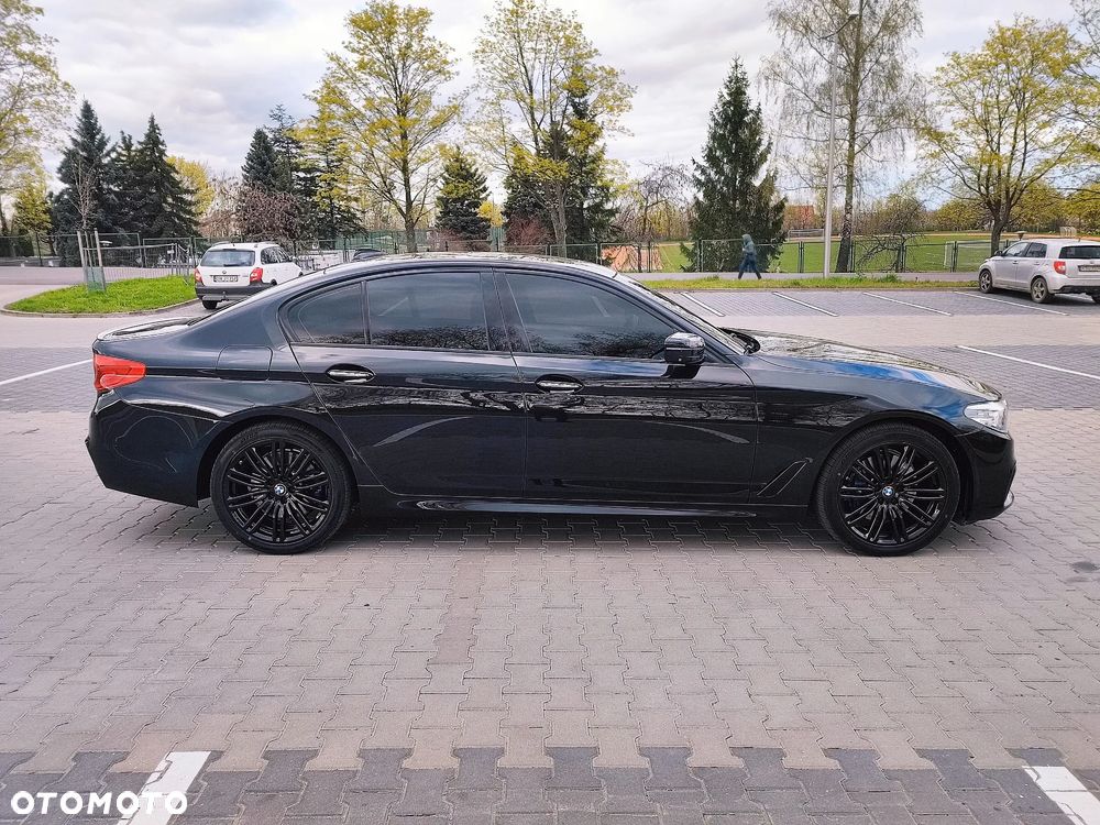 BMW Seria 5 530i xDrive M Sport Edition - 7