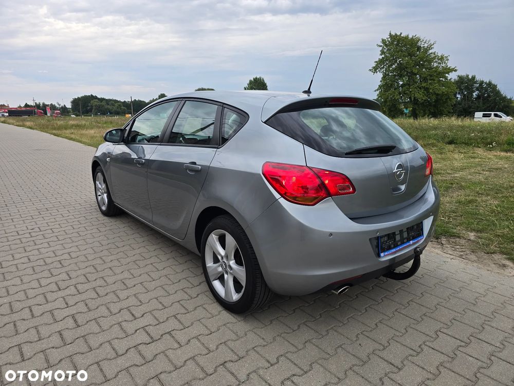 Opel Astra 1.4 T Enjoy - 3