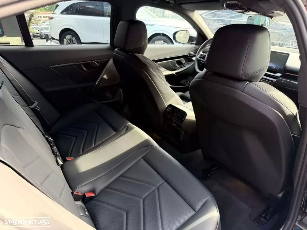 BMW 530 e Pack Desportivo M Pro - 7