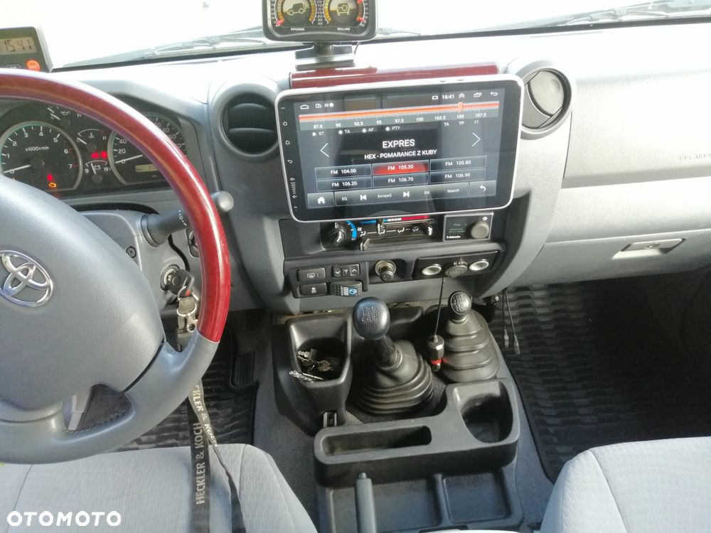 Toyota Land Cruiser - 8