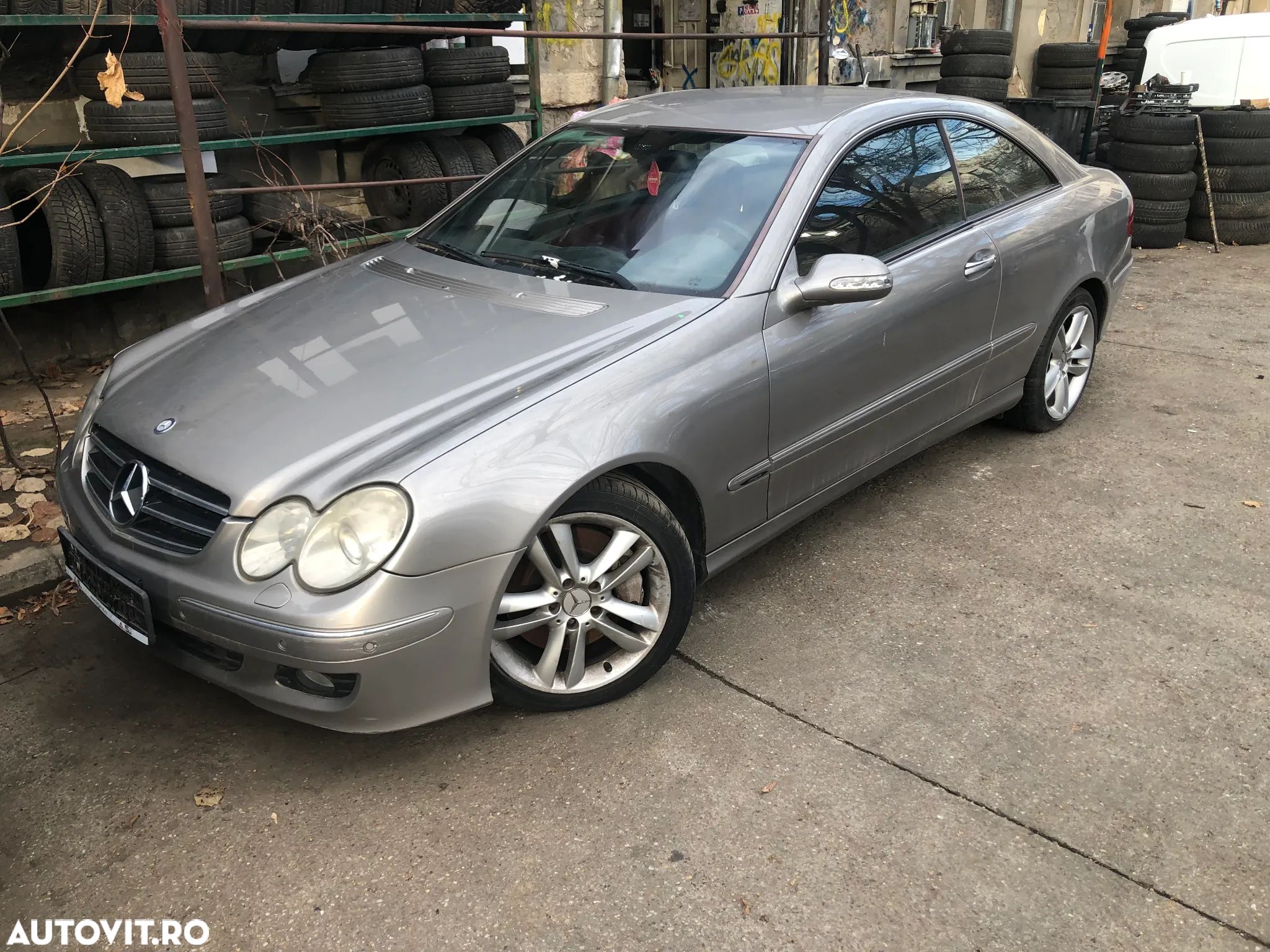 Dezmembrez Mercedes Benz CLK 320 cdi 2006 - 1