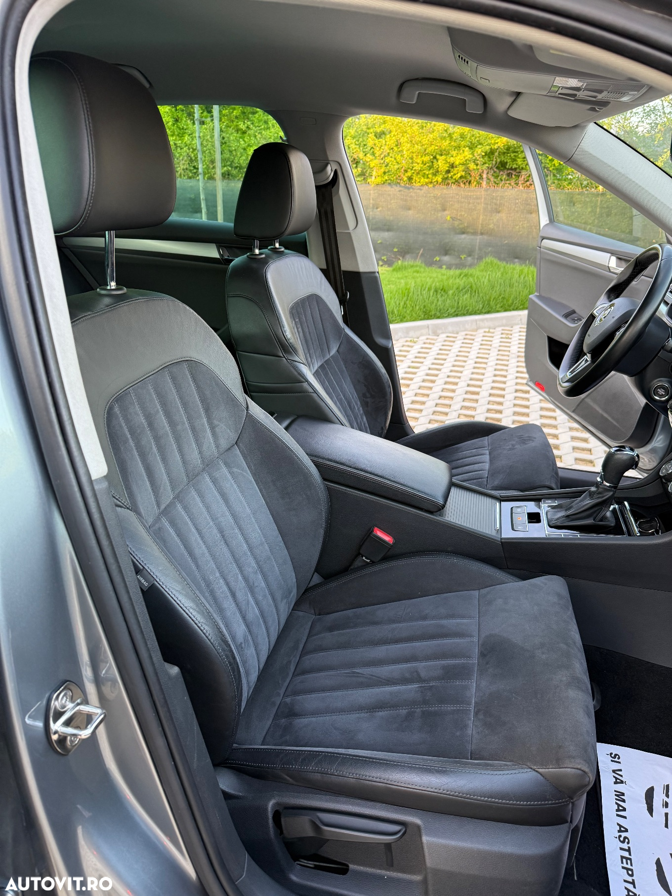 Skoda Superb 2.0 TDI DSG Style - 10