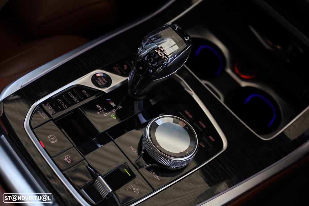 BMW X7 M50d - 18