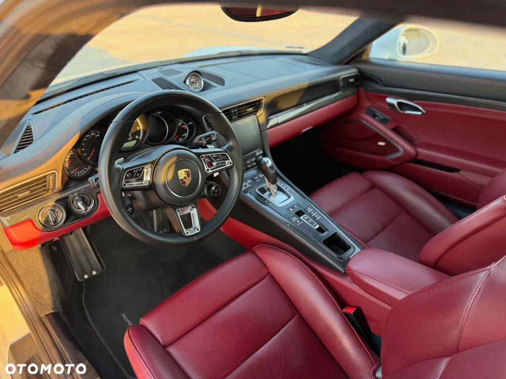 Porsche 911 - 12