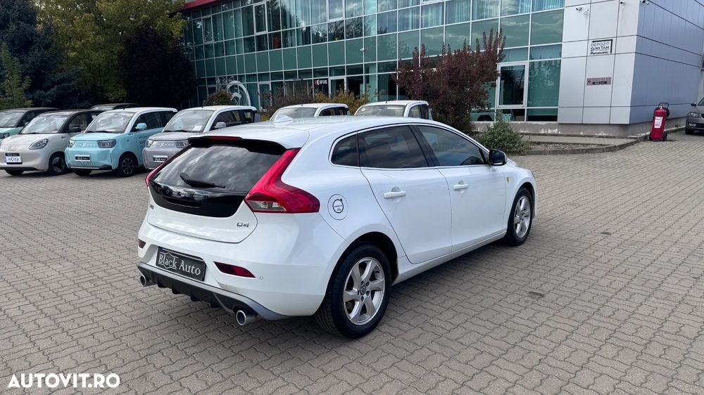 Volvo V40 D4 RDesign - 3