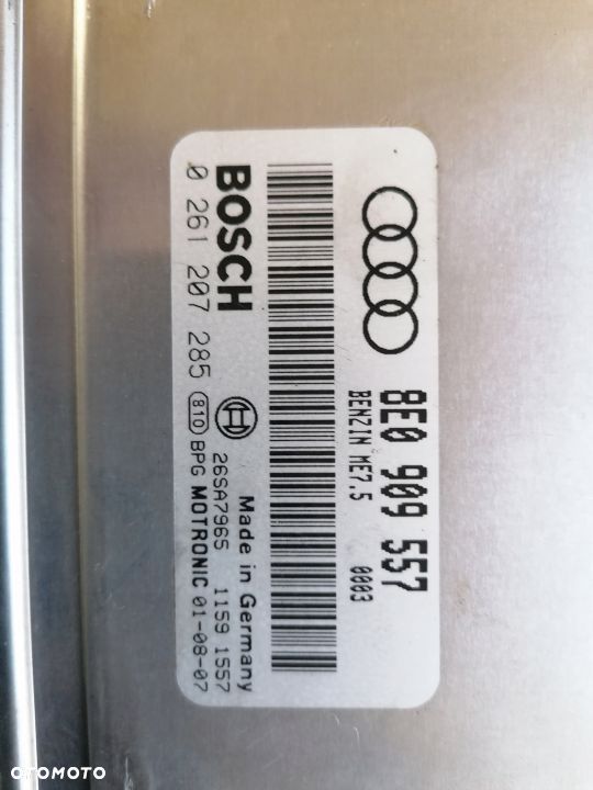 Sterownik Komputer ECU Silnika Audi VW 2.0 ALT 8E0909557 - 3
