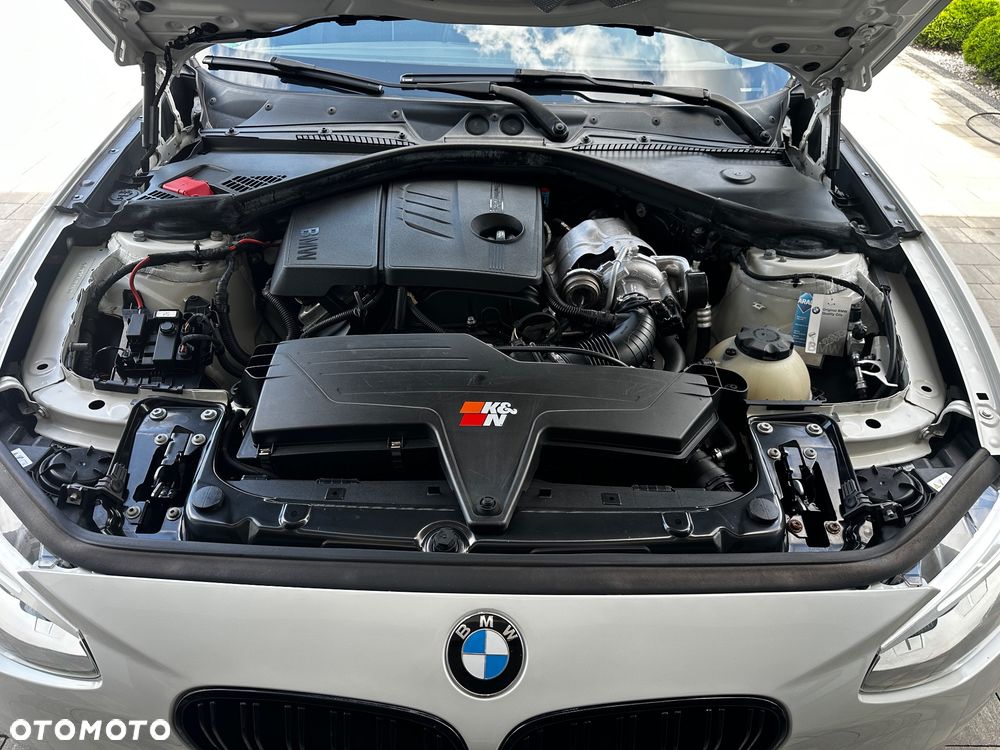 BMW Seria 1 118i Sport Line - 26