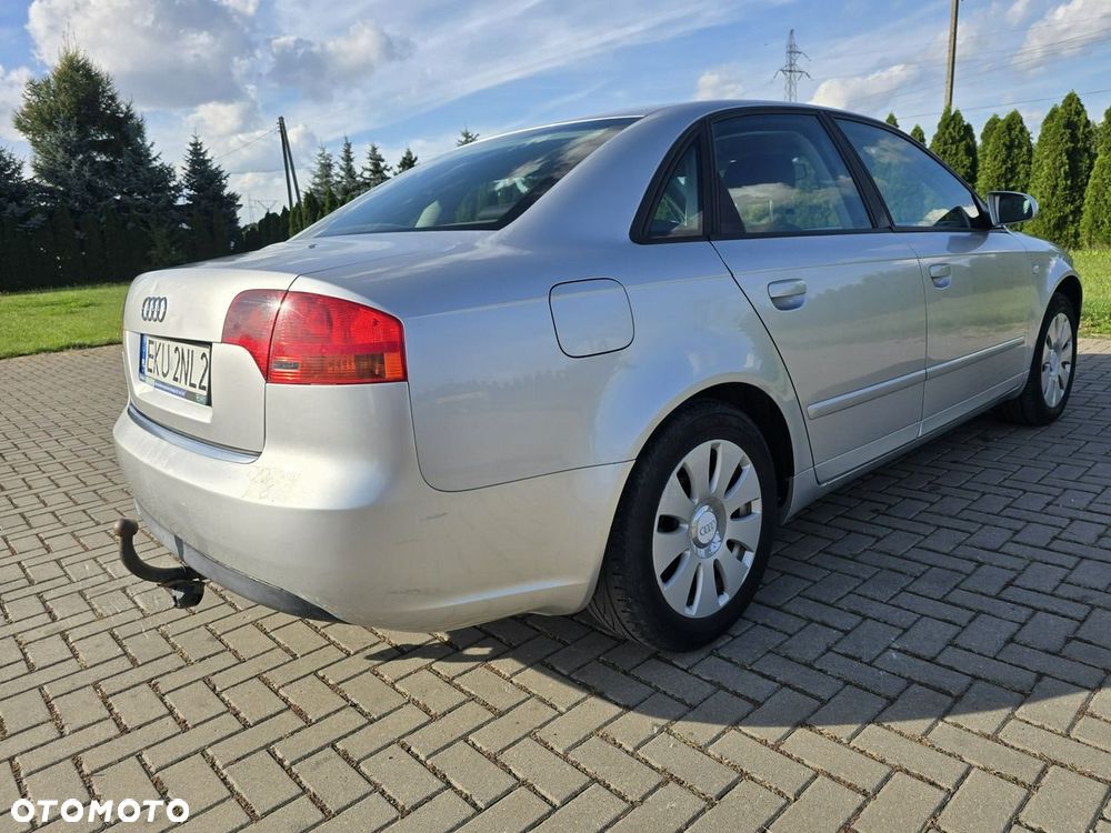 Audi A4 Limousine - 7