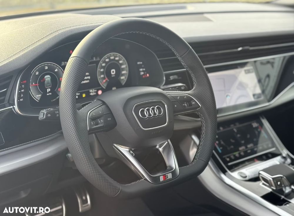 Audi Q8 - 14