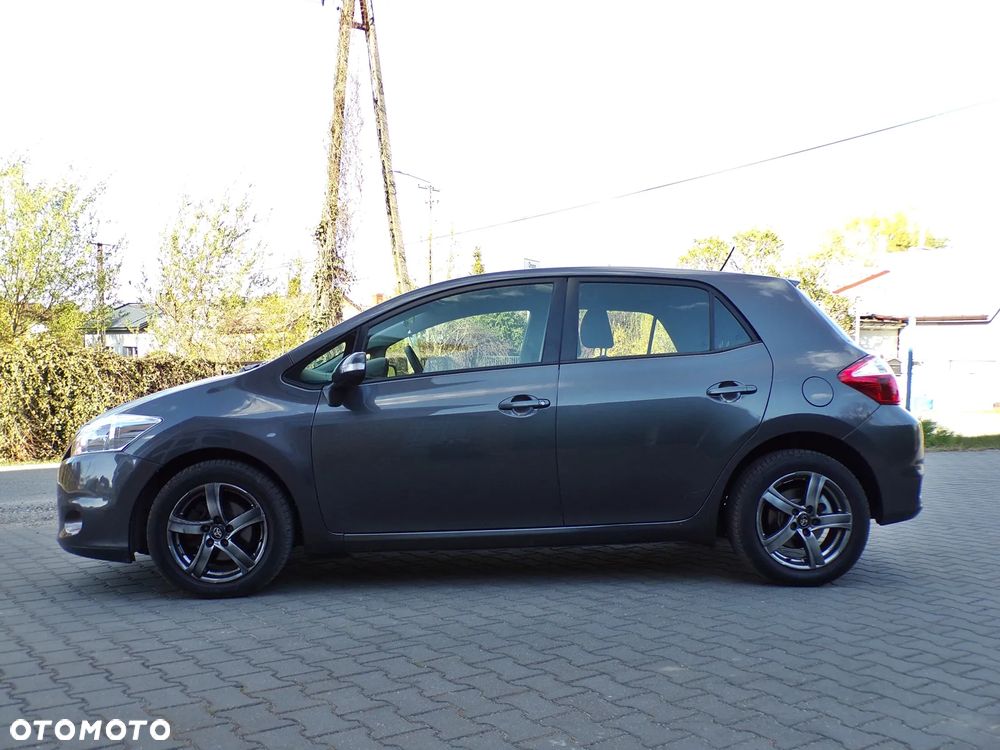 Toyota Auris 1.6 Life+ - 8