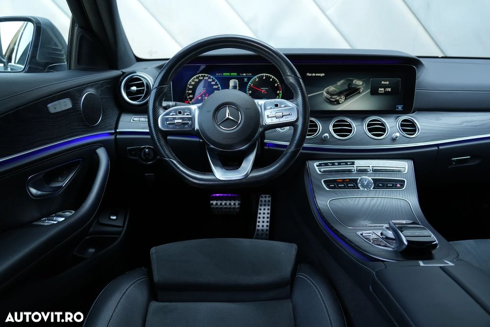 Mercedes-Benz E 300 de 9G-TRONIC AMG Line - 6