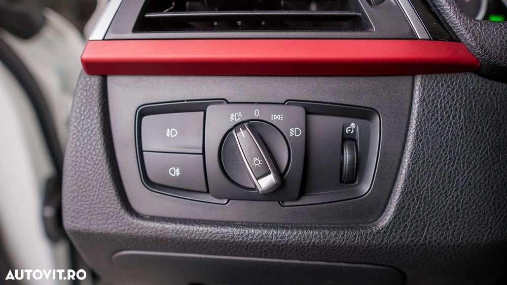 BMW Seria 3 320i Aut. M Sport - 19