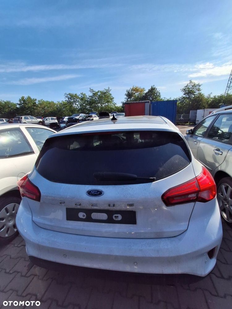 FORD FOCUS MK4 HB 18-21R 1.0 EcoBoost zderzak tył 5J - 1