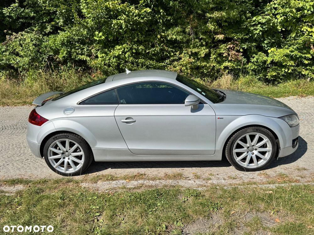 Audi TT Coupé - 19