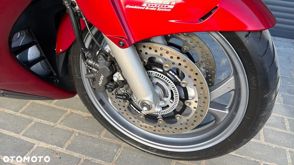 Honda ST - 35