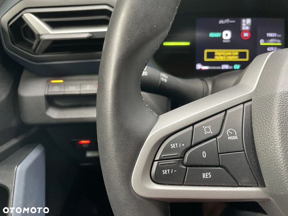 Dacia Duster 1.6 Full Hybrid 140 Journey+ MMT - 26