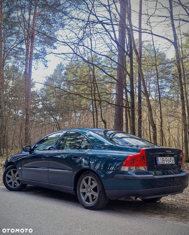 Volvo S60 2.4 - 7