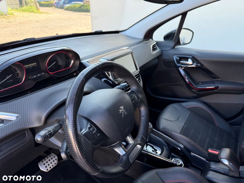 Peugeot 2008 1.2 Pure Tech Active S&S EAT6 - 9