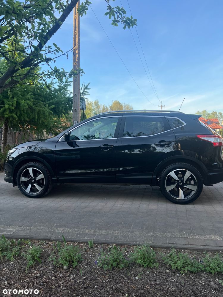 Nissan Qashqai 1.2 DIG-T Tekna EU6 - 4