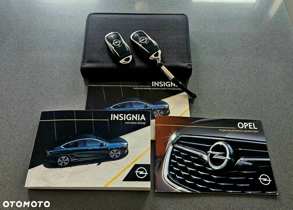 Opel Insignia CT 1.6 T Exclusive S&S - 31